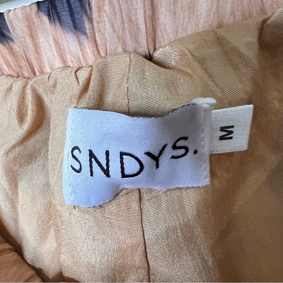 SNYDS 2 Piece Leopard Set Isle Tie Top And Pull On Pants - Picture 8 of 11